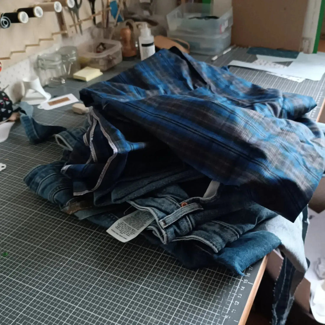 Derrière chaque couture, une histoire : comment je donne une seconde vie aux tissus Récup' Tissu de LILI