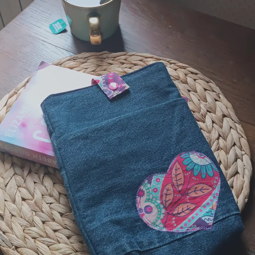 Image de la collection étuis à livres de Récup' Tissu de Lili