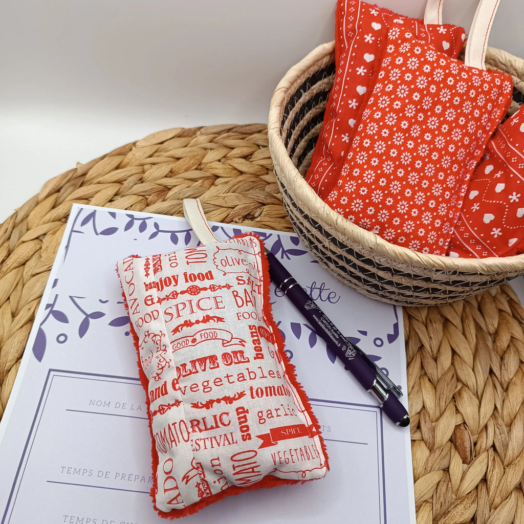 Eponge réutilisable rouge de Récup’ Tissu de LILI- éponge lavable en éponge -  éponge lavable et réutilisable - zéro dechet pour la cuisine - éponge lavable zéro dechet - éponge écologique - éponge réutilisable zéro dechets - éponge lavable durable - éponge artisanale - éponge lavable tissu bambou