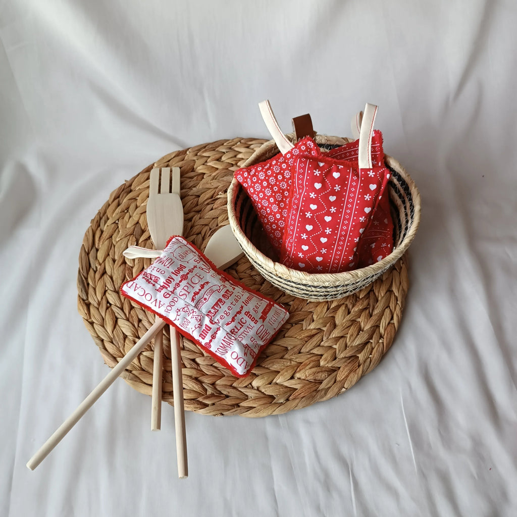 Eponge réutilisable rouge de Récup’ Tissu de LILI- éponge lavable en éponge -  éponge lavable et réutilisable - zéro dechet pour la cuisine - éponge lavable zéro dechet - éponge écologique - éponge réutilisable zéro dechets - éponge lavable durable - éponge artisanale - éponge lavable tissu bambou