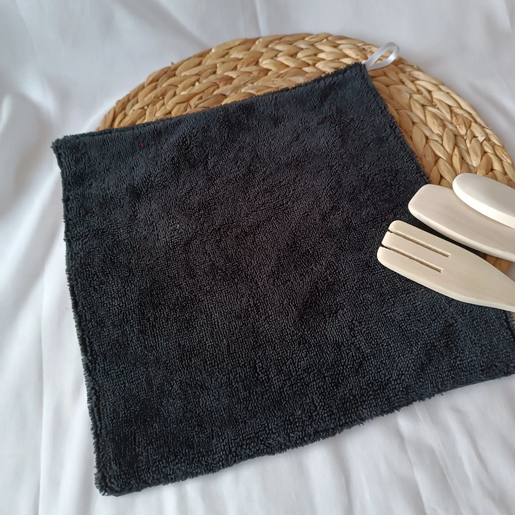 Essuie-main lavable de récup tissu de lili - essuie main tissu éponge - essuie main à suspendre - essuie main cuisine - essuie main lavable - essuie main noir - essuie-main éponge bambou - essuie-main - torchon à suspendre - torchon éponge de bambou - essuie tout lavable - essuie tout à suspendre - essuie tout réutilisable – fabrication artisanale – fait en France