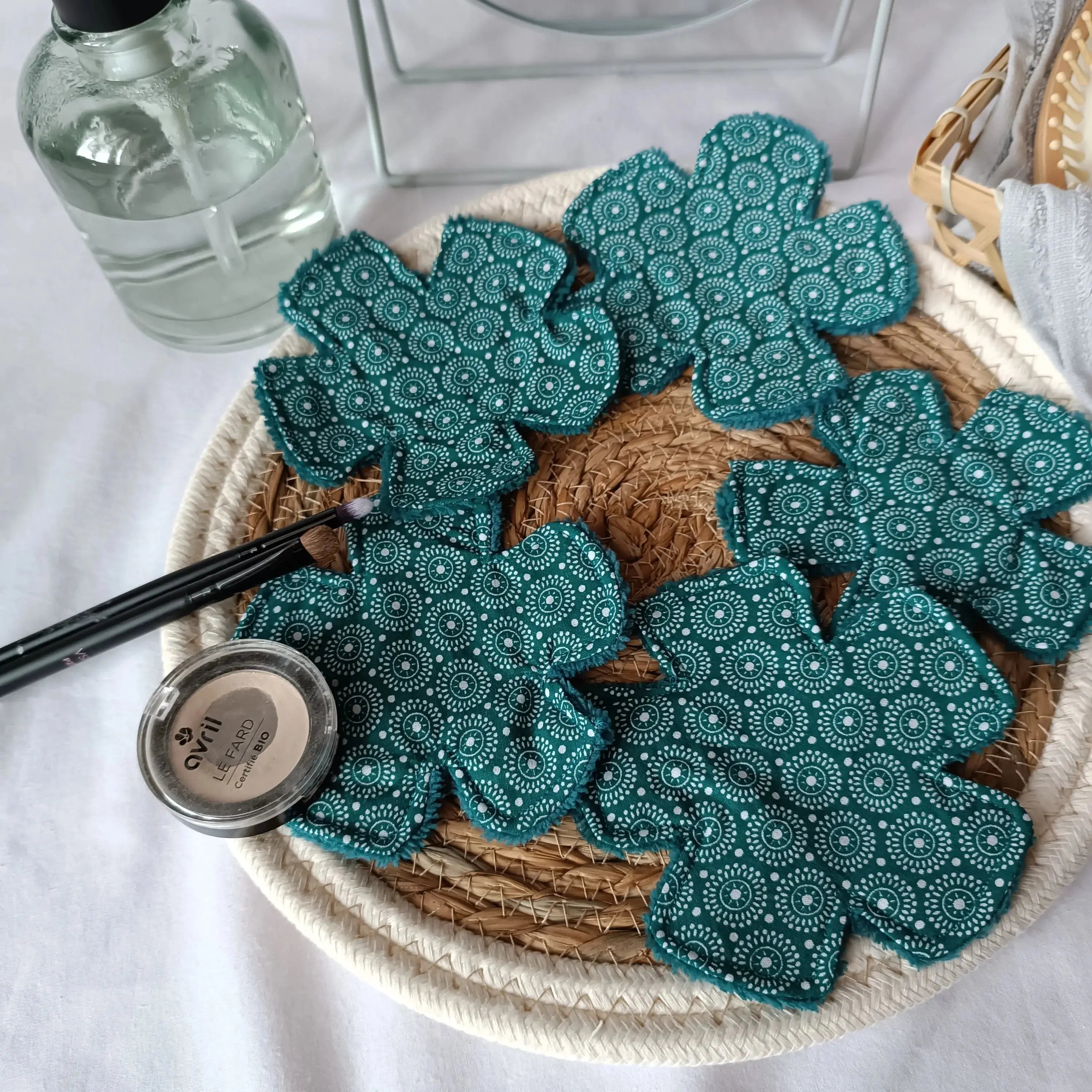 Lot de 5 lingettes démaquillantes lavables en forme de fleurs vertes
