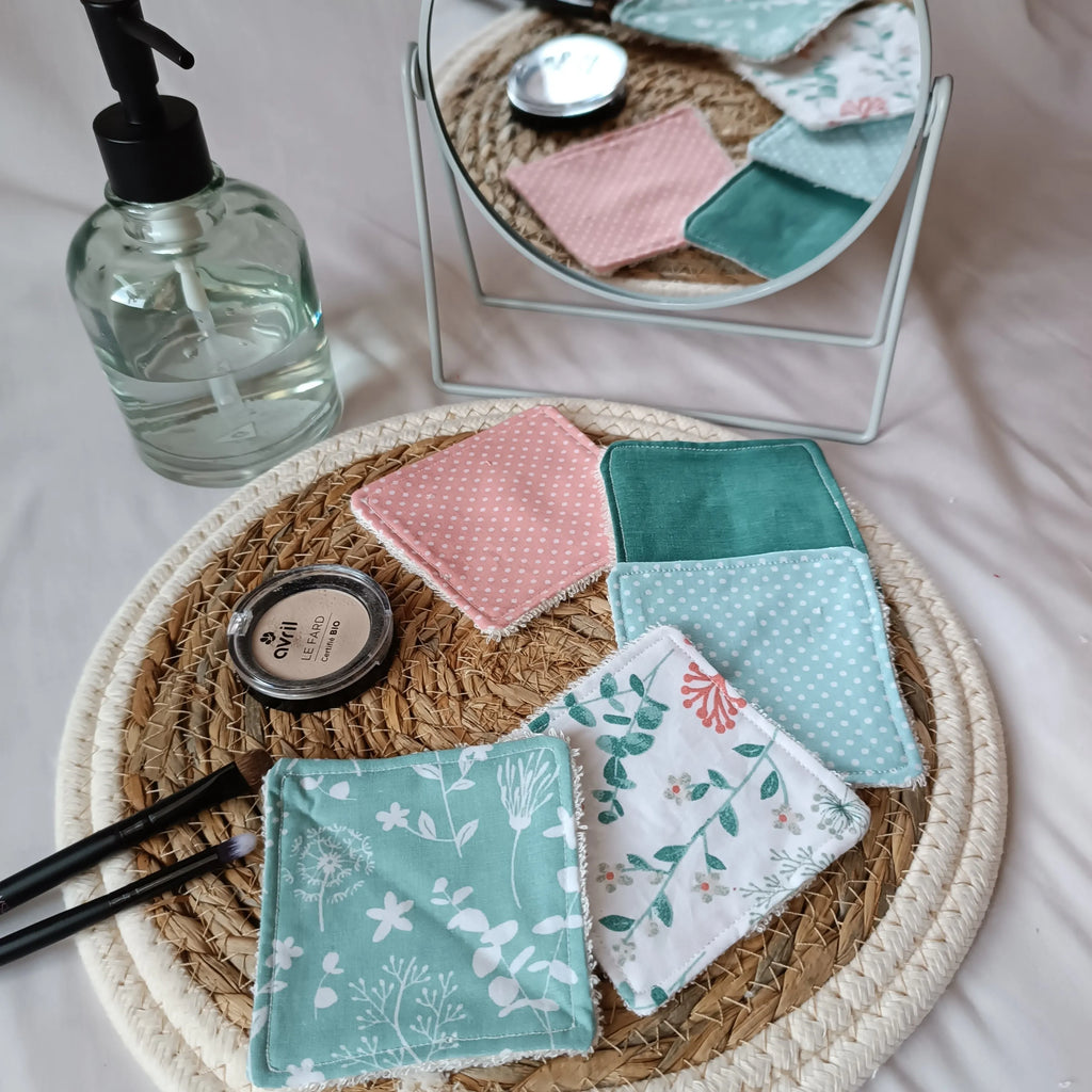 Lot de 5 lingettes démaquillantes lavables vertes et corail en éponge de bambou