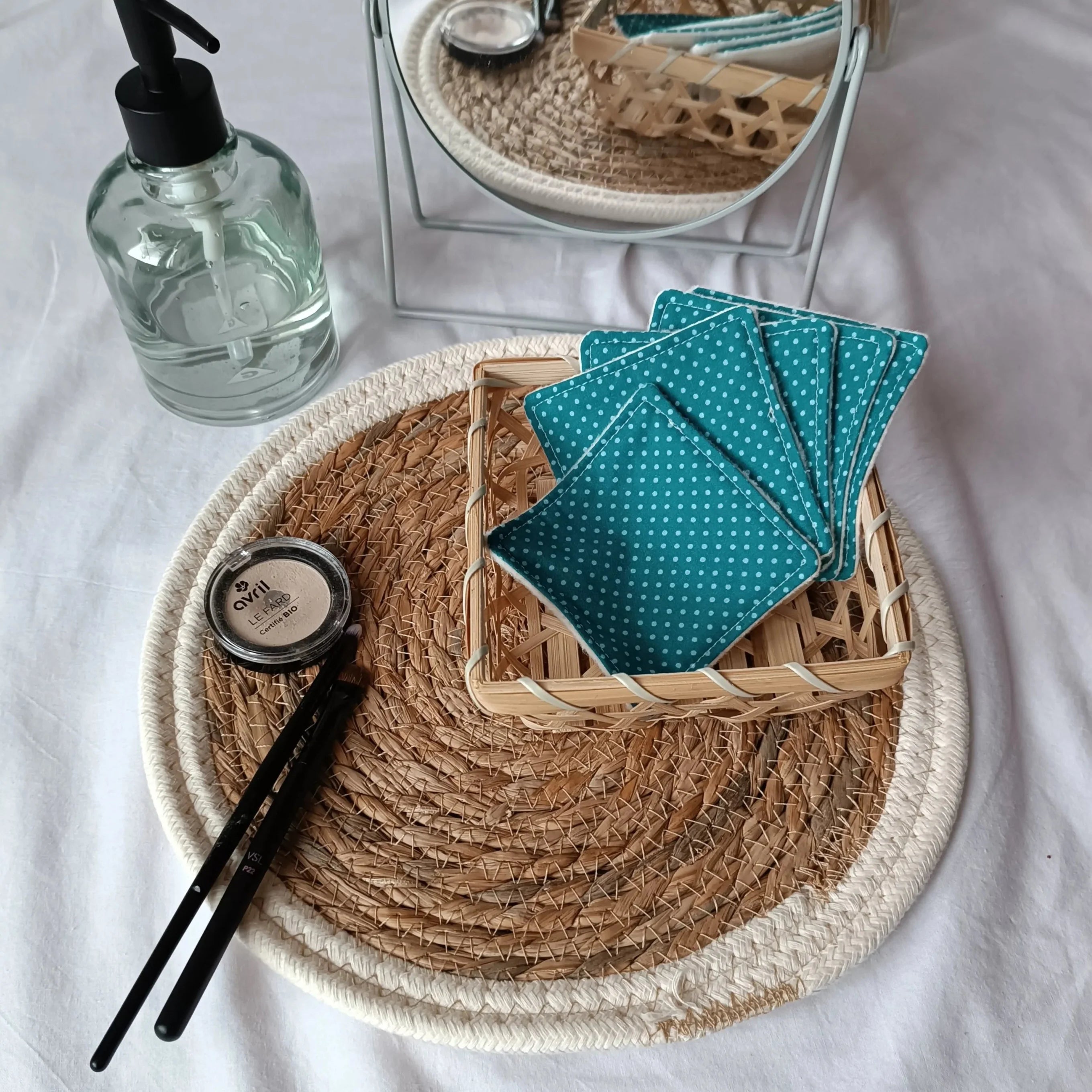 Lingettes démaquillantes lavables vertes, fait main dans l'atelier en Picardie