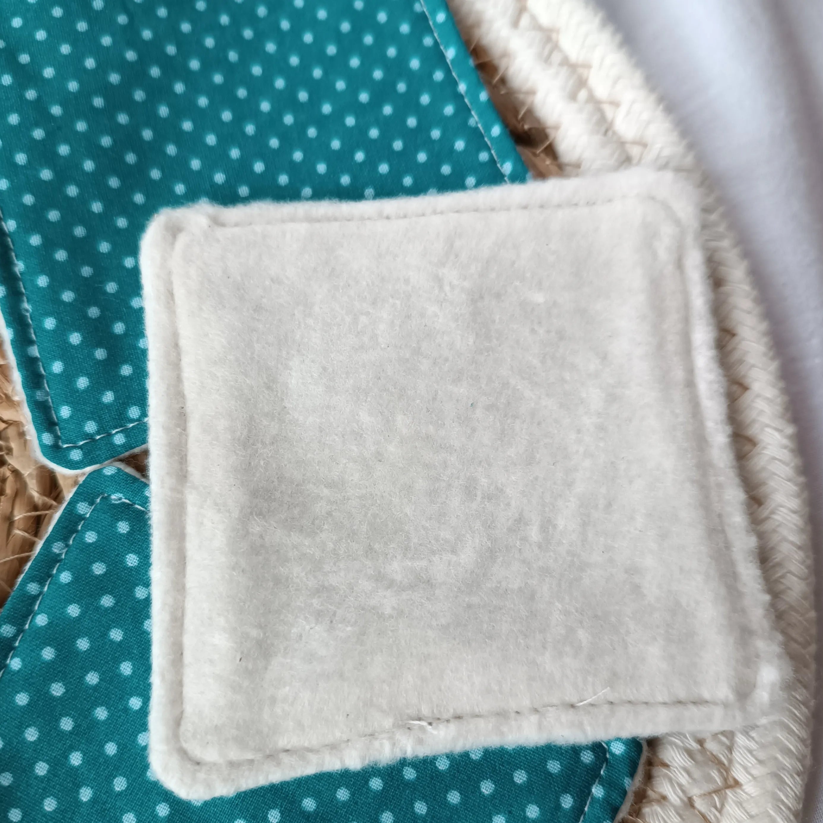 Lingettes démaquillantes - lingettes lavables - lingettes réutilisable - accessoires zéro déchet - lingettes écoresponsable - lingettes éponge de bambou - lingette démaquillante lavable - lot de 5 lingettes démaquillantes lavables – lingettes lavables démaquillantes de Récup’ Tissu de Lili