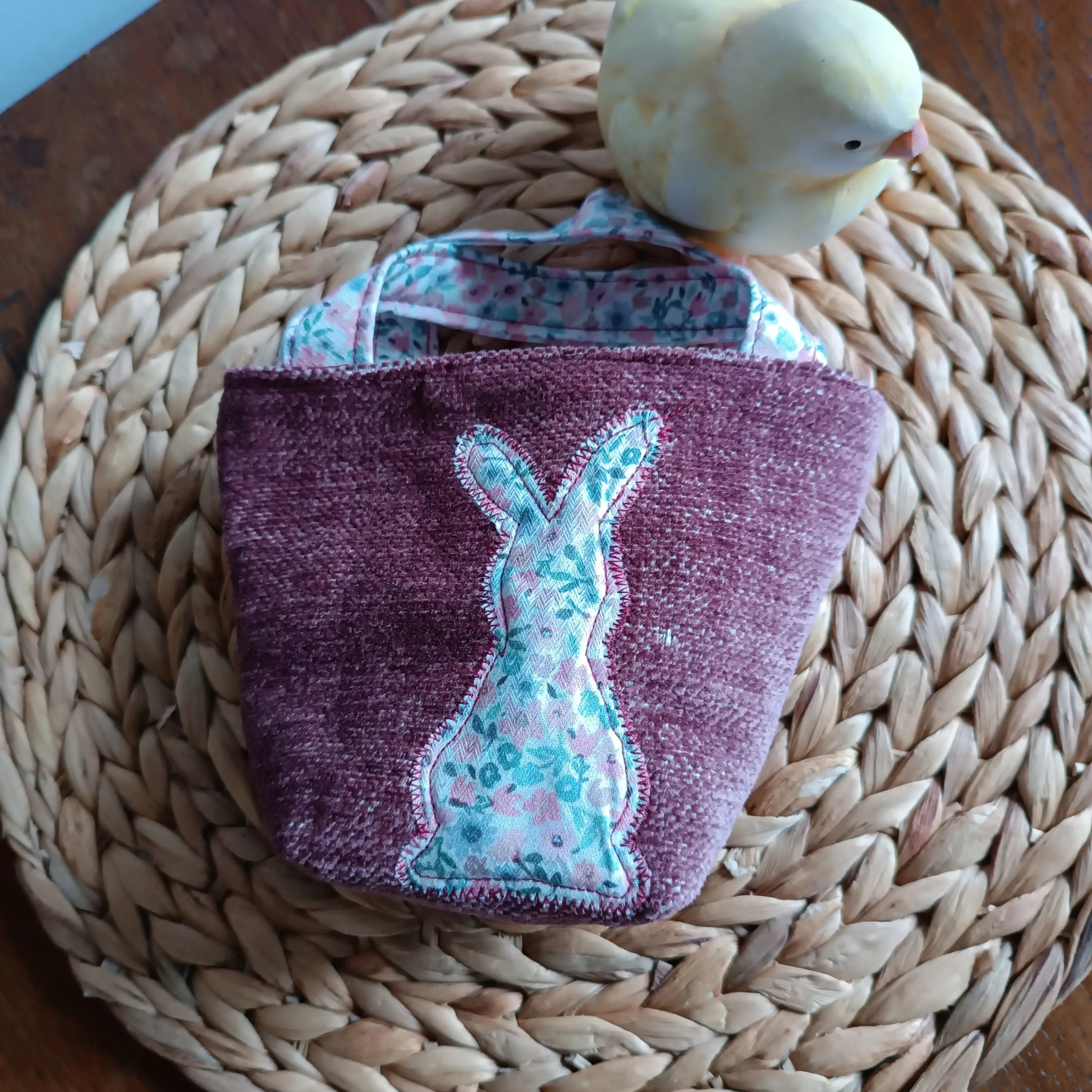 Panier de pâques de Récup’ Tissu de Lili - pâques 2026 - chasse aux œufs - sac pour Pâques - cadeau de Pâques - Pâques en 2026 - cadeau Pâques enfant - décoration paques artisanale