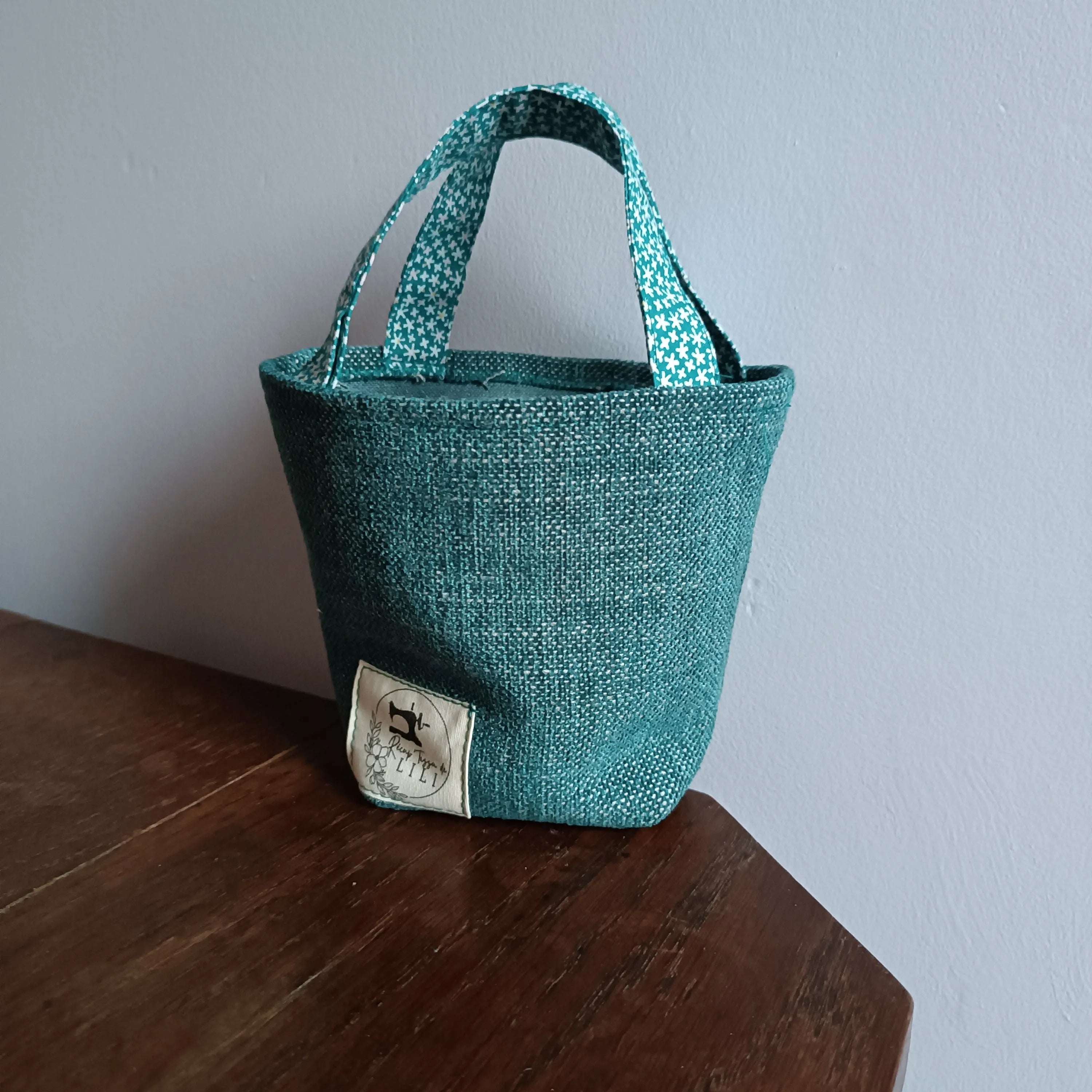 Panier de pâques récup Tissu de Lili - pâques 2026 - chasse aux œufs - sac pour Pâques - cadeau de Pâques - Pâques en 2026 - cadeau Pâques enfant - décoration Pâques artisanale